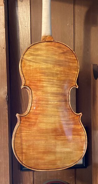 Handmade five-string viola handcrafted in Oregon of European Maple and Spruce, by Artisanal Luthier, Chet Bishop.