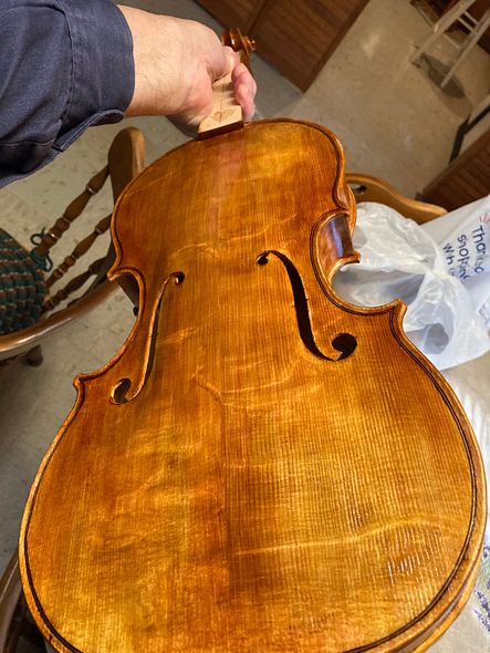 five string fiddle with bear-claw (hazelfichte) handcrafted of European Sruce and Maple, by Artisanal Luthier Chet Bishop