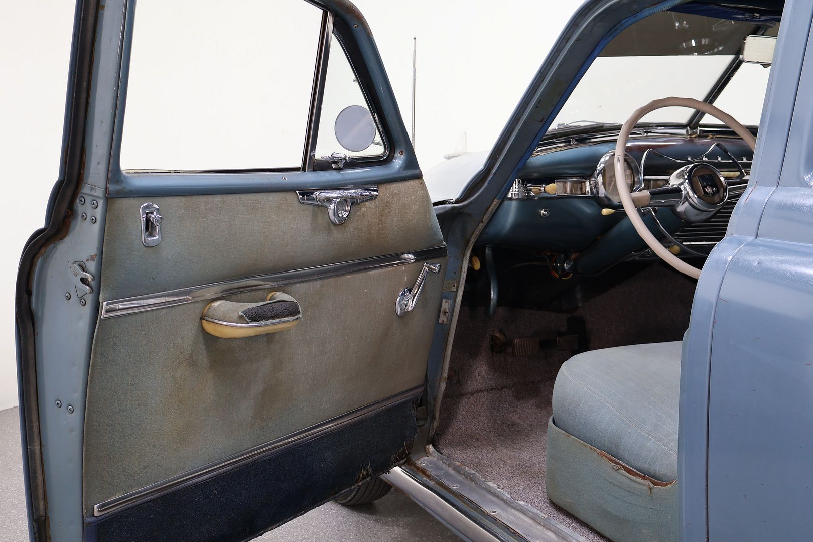 1949 Kaiser Virginian