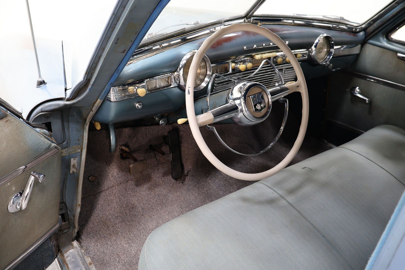 1949 Kaiser Virginian