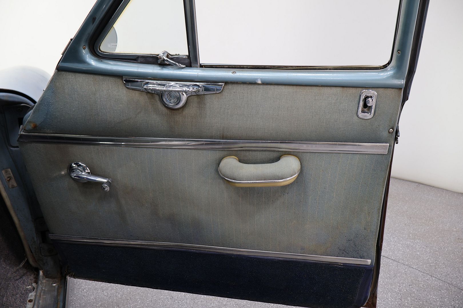 1949 Kaiser Virginian