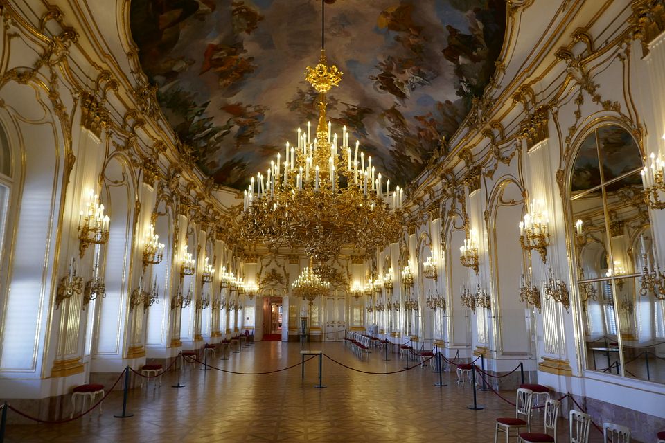 Spiegelgalerie Vorseite