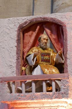 Priester - Dom