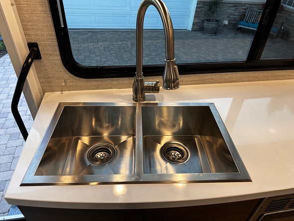 54ecb76e-76c9-4e69-8f2d-b8877077c34d