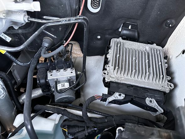 d6cfd35e-f123-453d-b8d6-7762d3a8d434