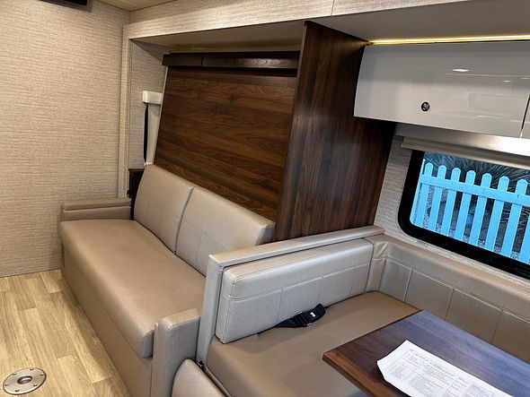 d7da3aa3-7293-49f5-9e4b-28b458bb825a