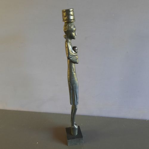 statuette en bois sculpt�