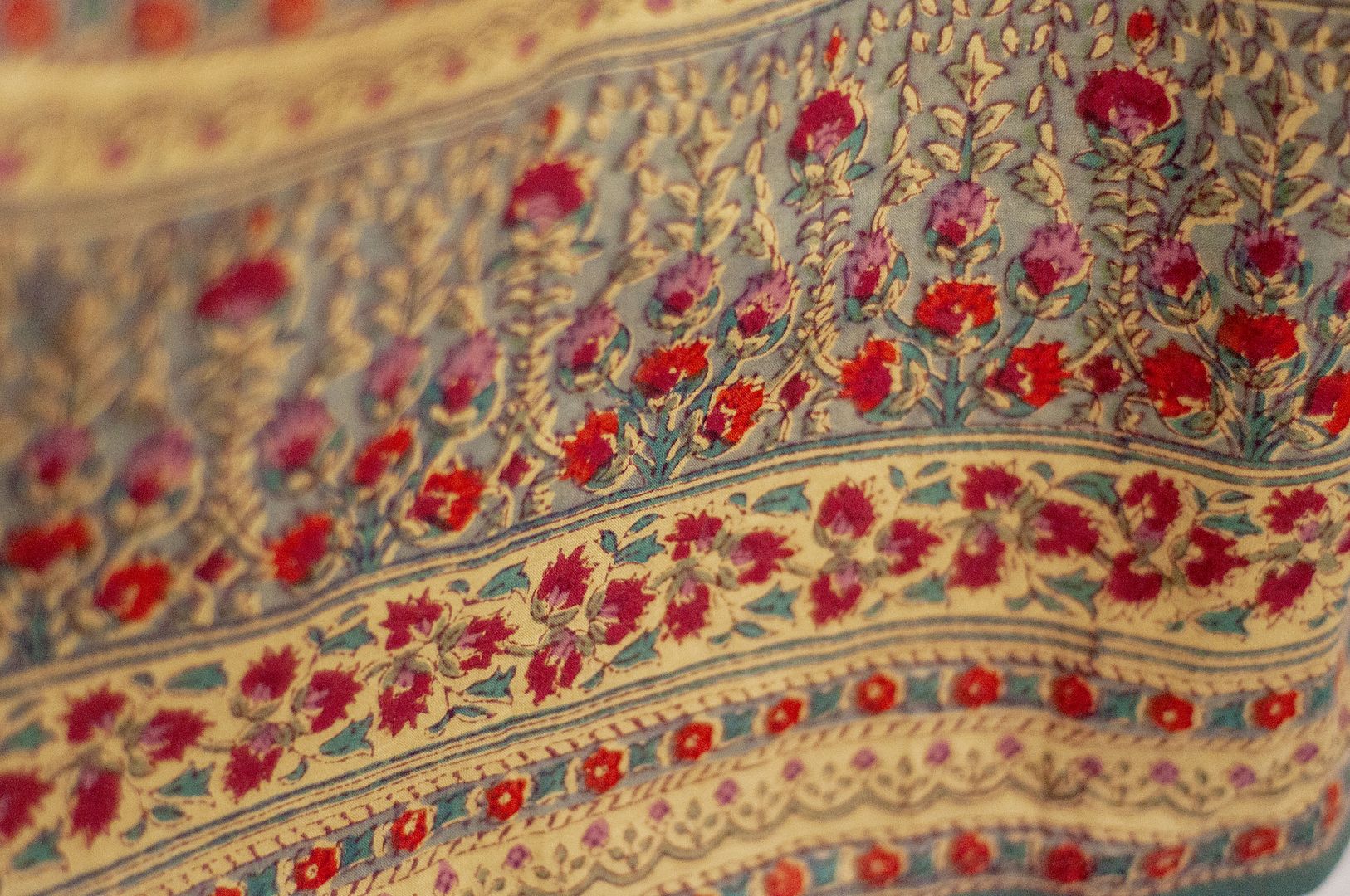 indian cotton dress fabric Off-White Floral Cotton Fabric Indian Print, Summer Dress, Quilting