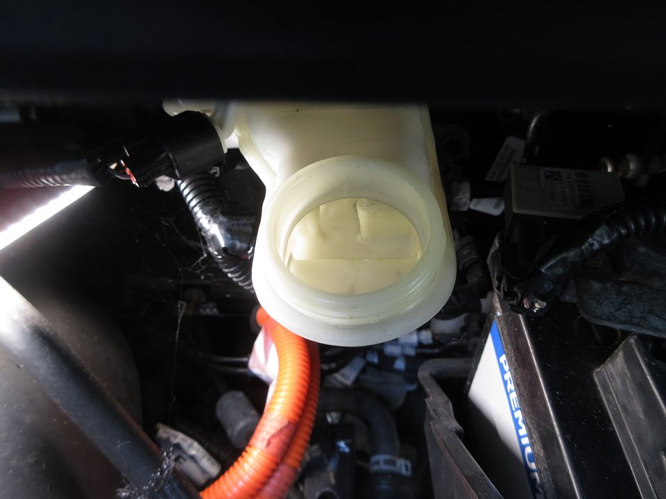 205Brake fluid change