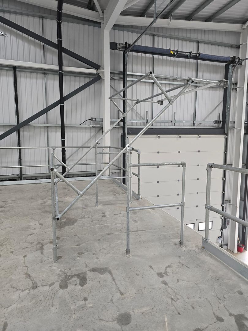 galvanzied pallet loading safety gate