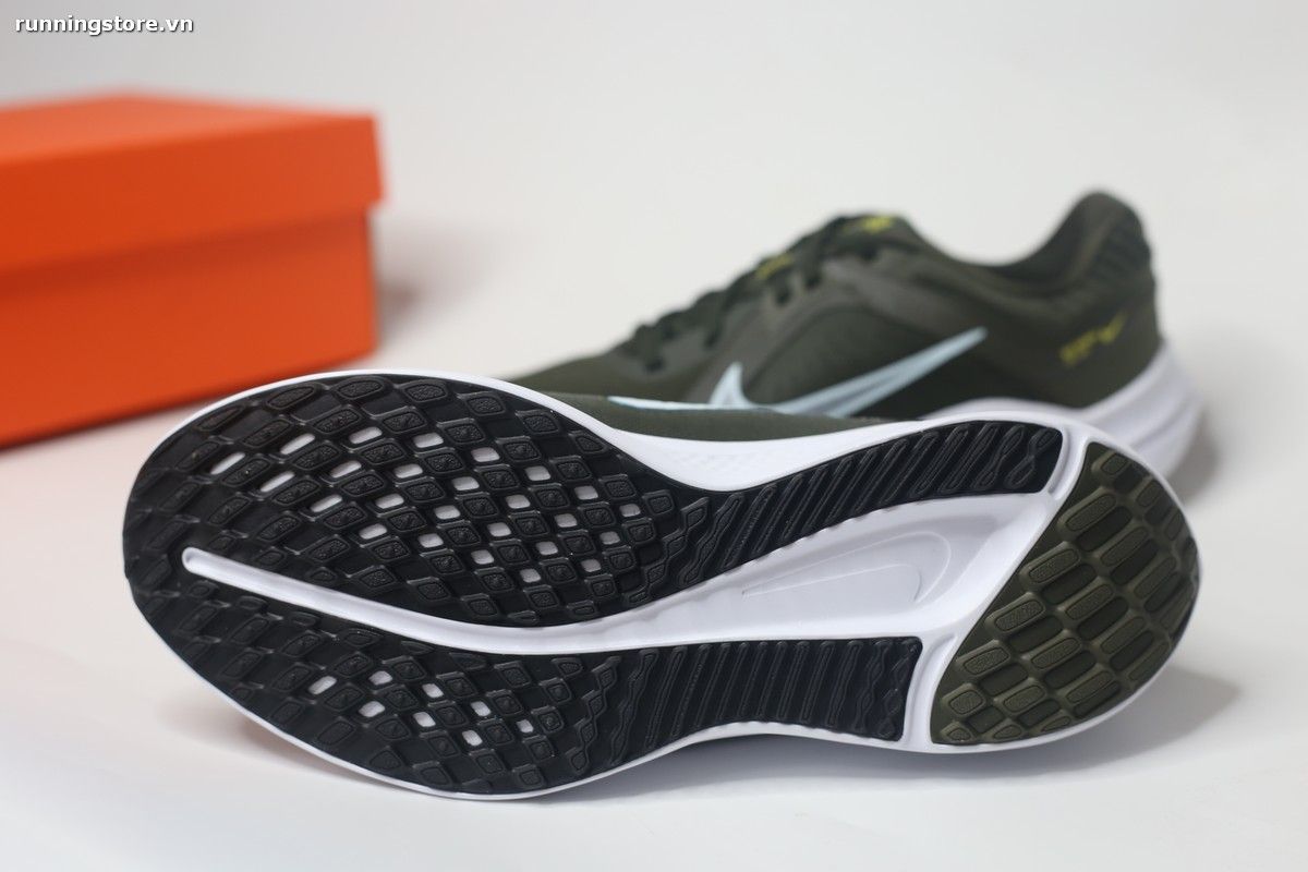 Nike Quest 5 'Cargo Khaki Sequoia' - DD0204-300