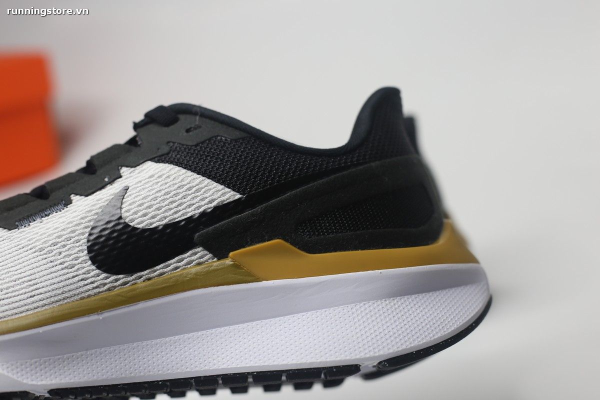 Nike Structure 25 Air Zoom- Summit White Bronzine DJ7883-103