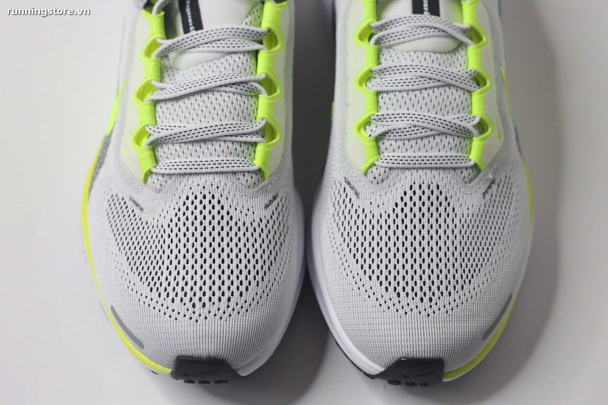 Nike Pegasus 41 Air Zoom- White/ Black/ Volt FD2722-104