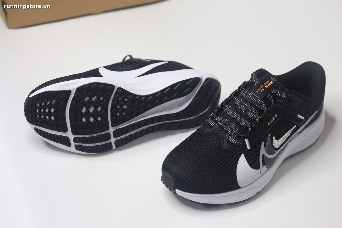 Nike Pegasus 40 Air Zoom PRM- Back/ White FB7179-001