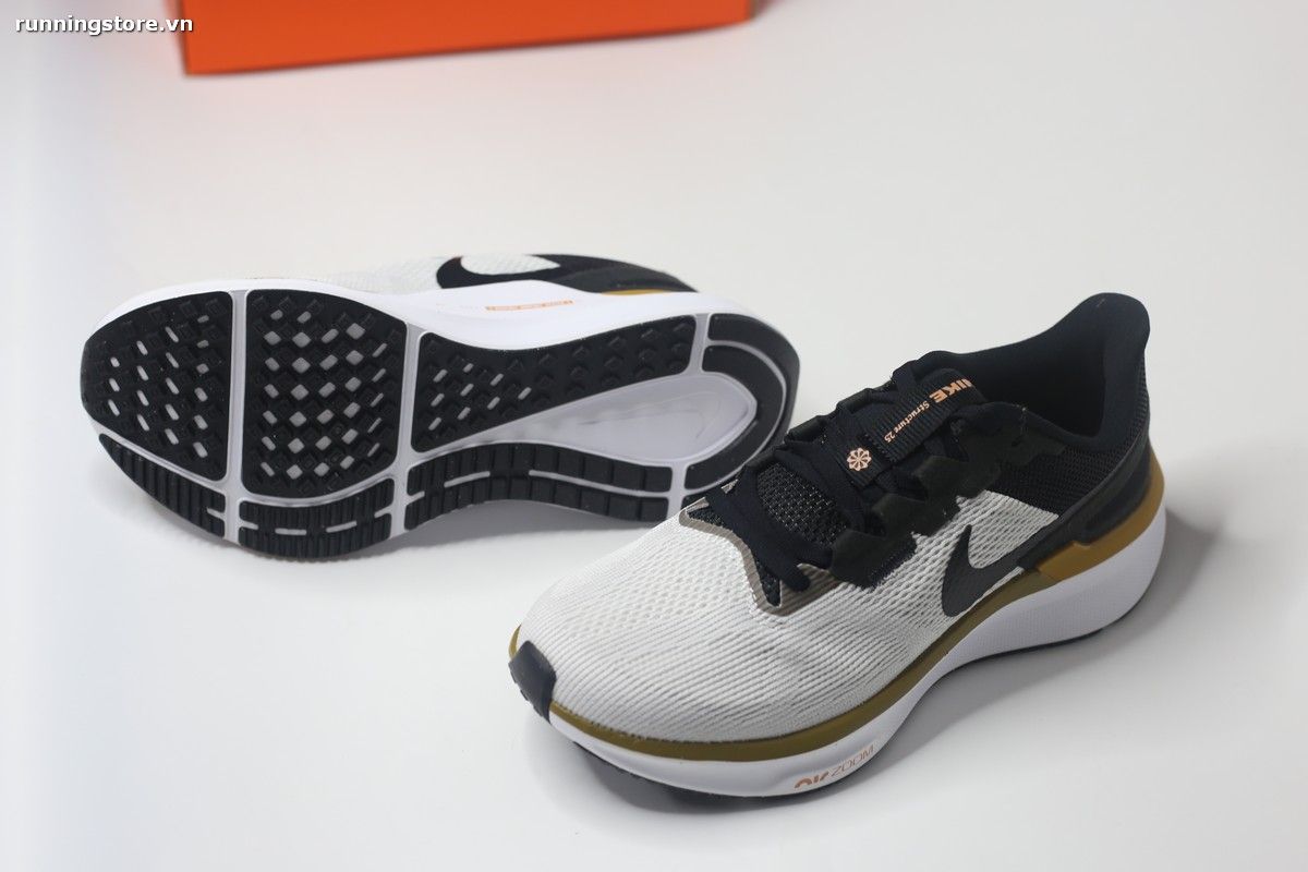 Nike Structure 25 Air Zoom- Summit White Bronzine DJ7883-103