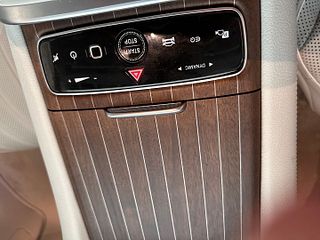 2336a043-4f7d-403c-8ae5-b1a8bcbcc900