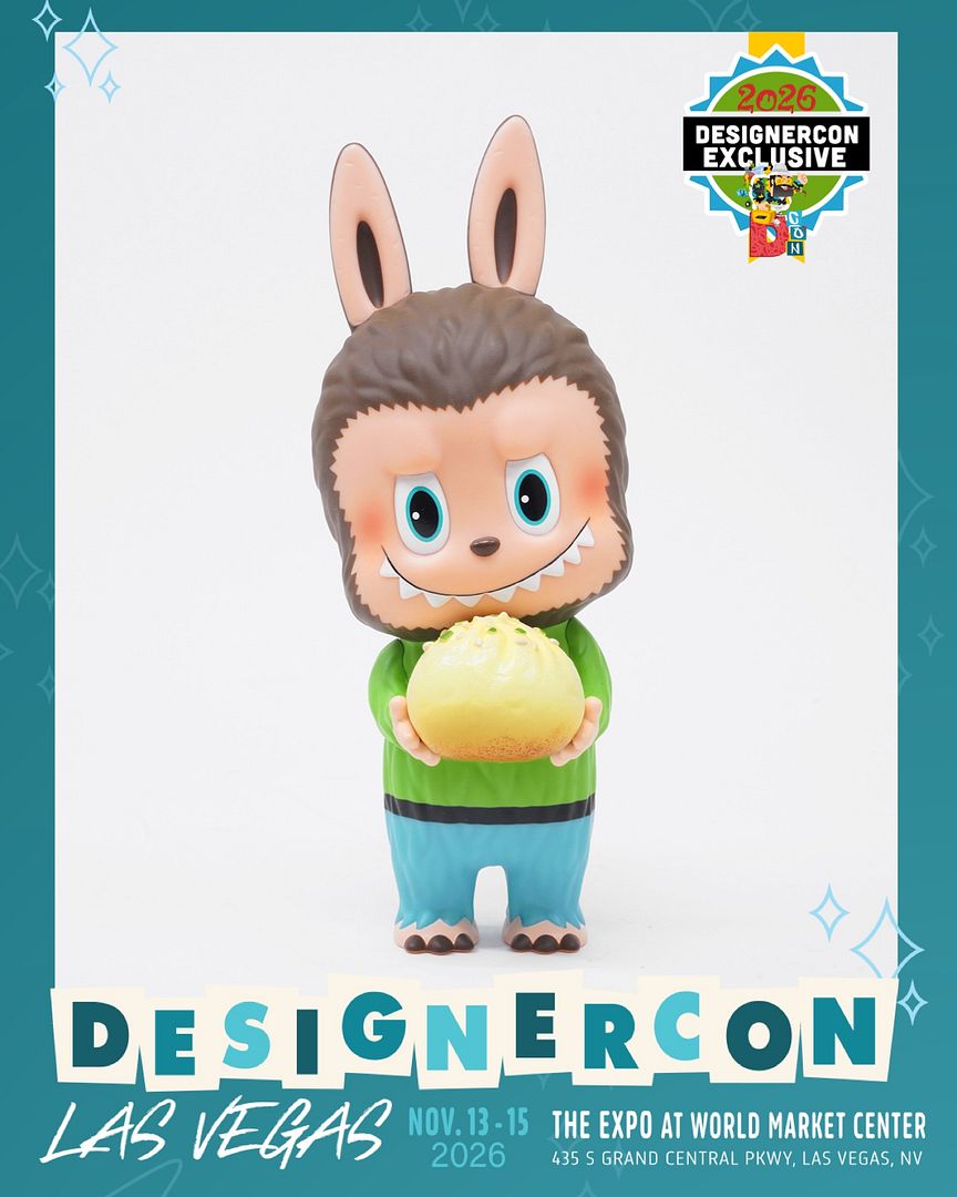 Labubu Vijftien DesignerCon 2026 exclusive in Vincent colors holding a Sheng Jian Bao