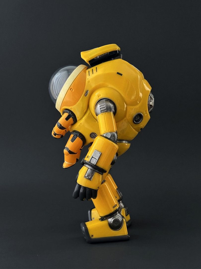 BC-1 Industrial Yellow Returns… Molding Mule’s Baby Carrier Droid Levels Up!
