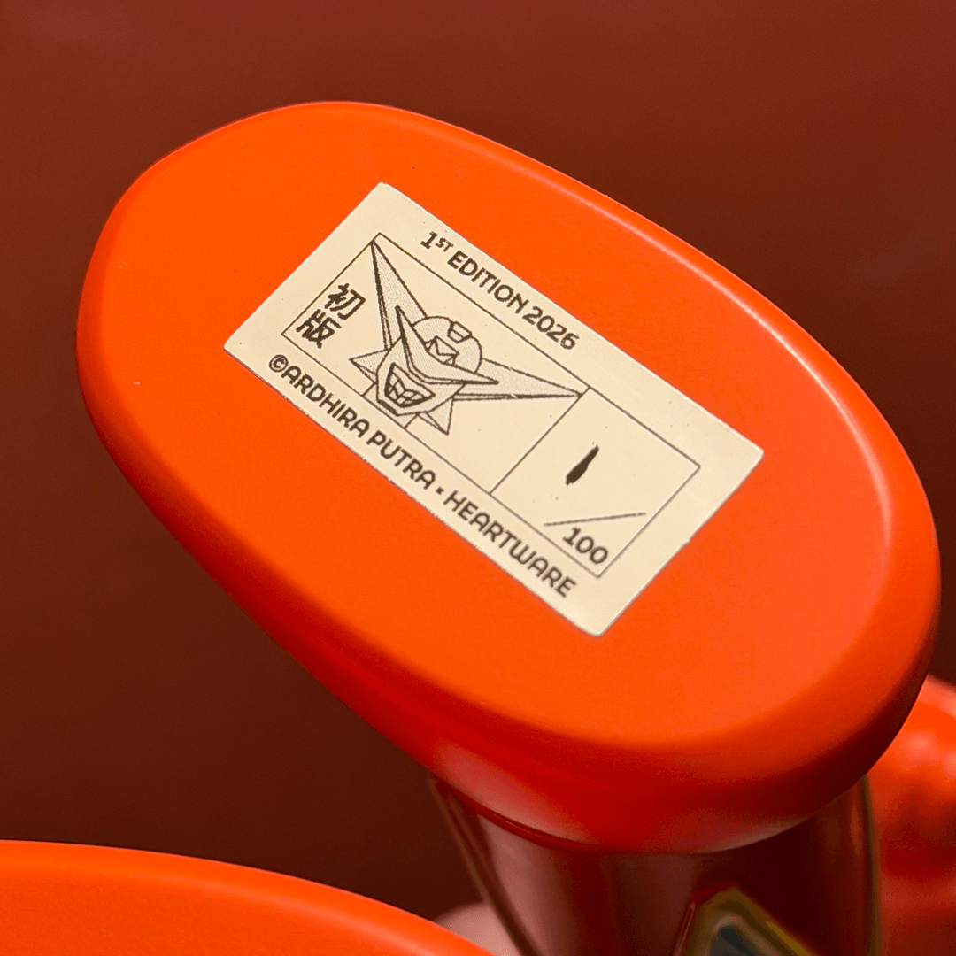 Heartwave Robo hand-numbered edition detail