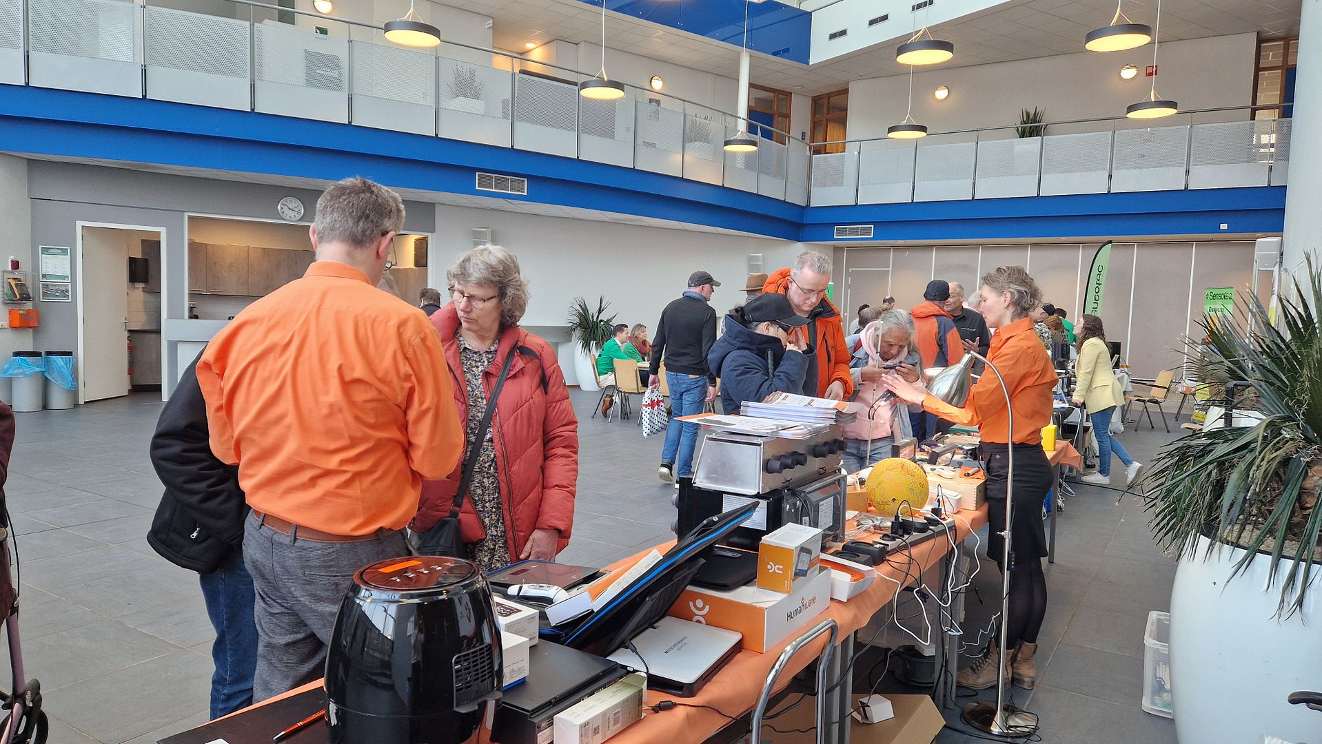 Blik op de standhouders