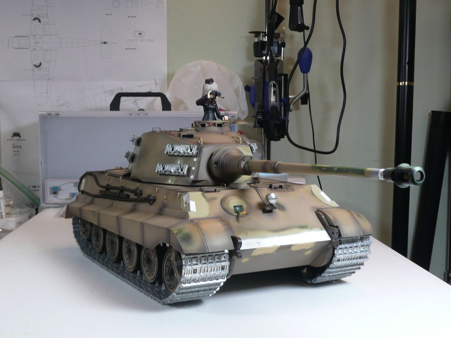 RC tanks anyone? Girls und Panzer King Tiger P1090092