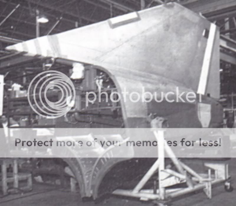 F-4K_tailcone_keel_extra_structure_02_web.jpg