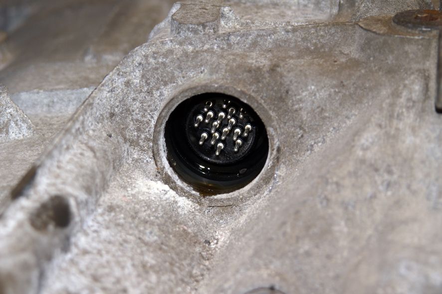 No reverse gear! Only drive but hardly, Transmission fault limited gears available. Range