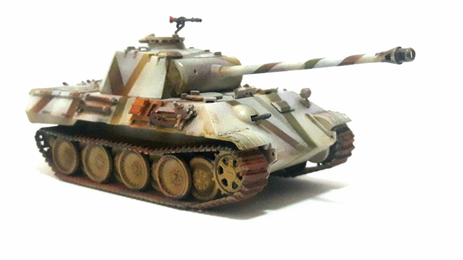 Pz.Kpfw V Panther Ausf A 1:72 WWII tank Chariot Diecast 