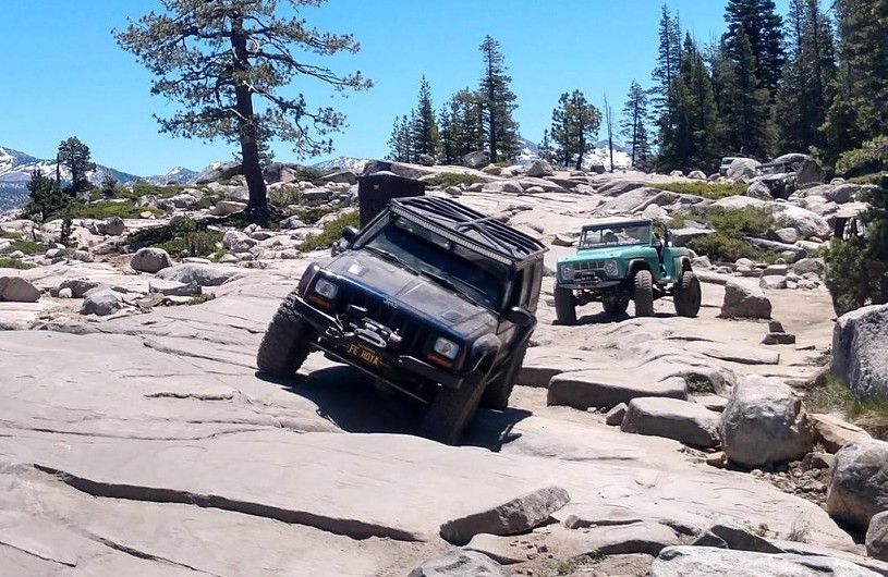 WheelingRubiconXJ%202_zpse1jkw1vy.jpg