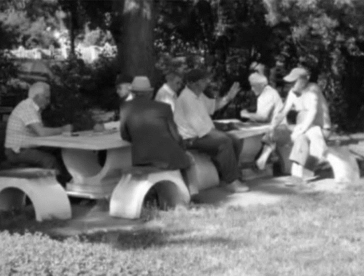 [Image: old_men_playing_checkers_in_park_b_w_pri...fit=bounds]