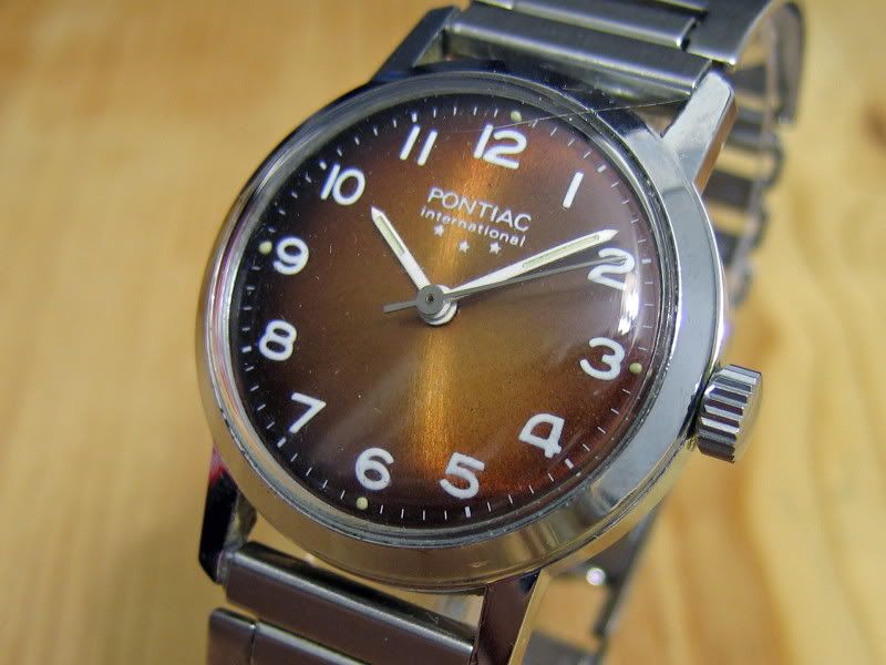 -qt - Votre toute première montre... Pontiac800a