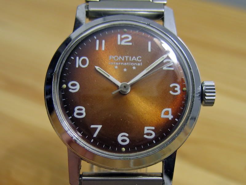 Votre toute première montre... Pontiac800b