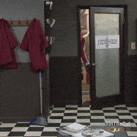 ff40e746-77db-454f-9000-84e039492697.gif