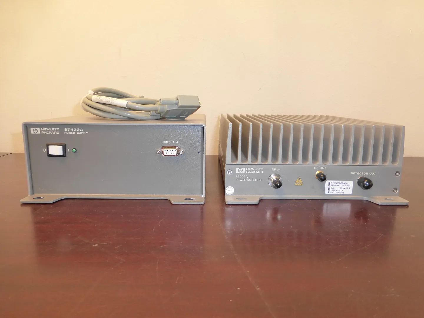 Agilent 87422A power supply