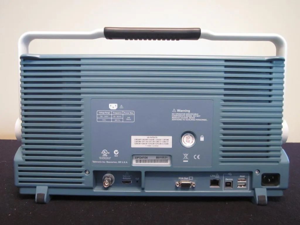 Tektronix DPO4104 digital oscilloscope