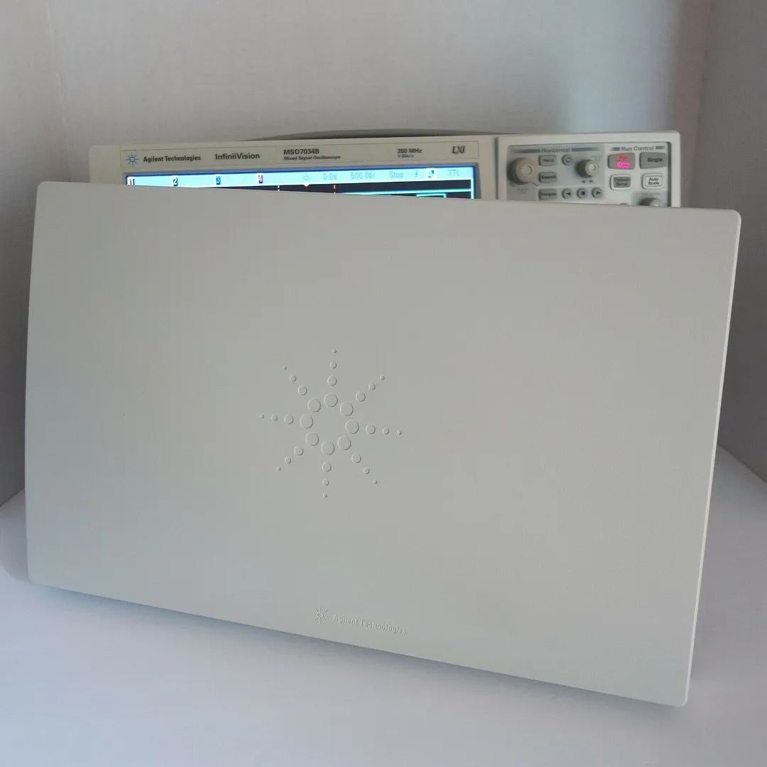 Agilent MSO7034B oscilloscope