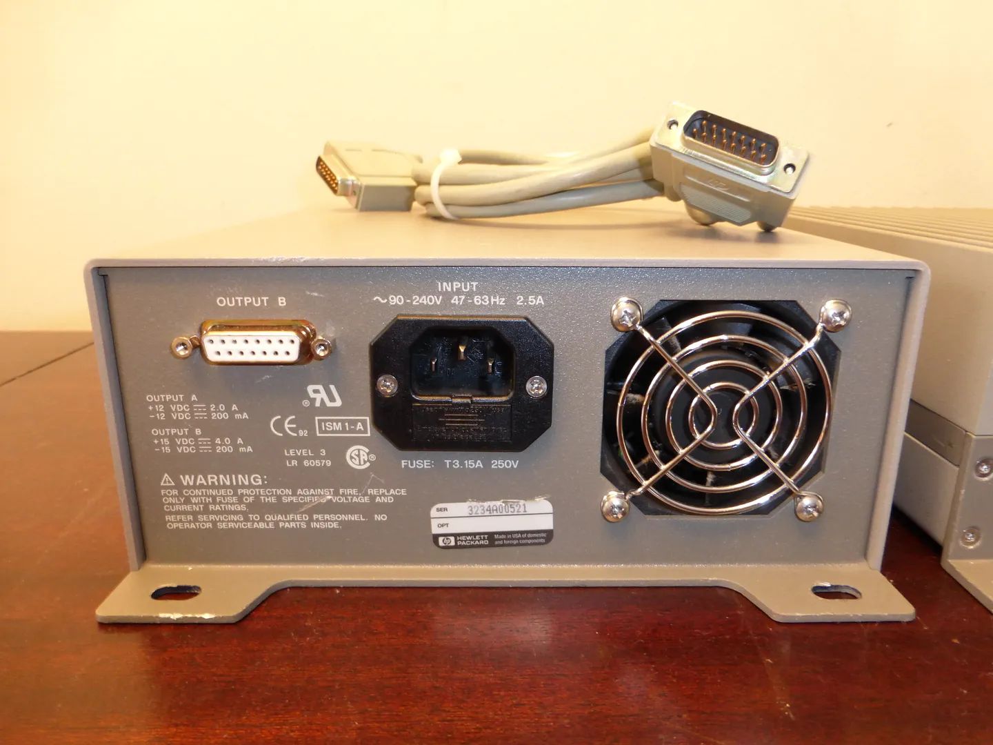 Agilent 83020A microwave amplifier