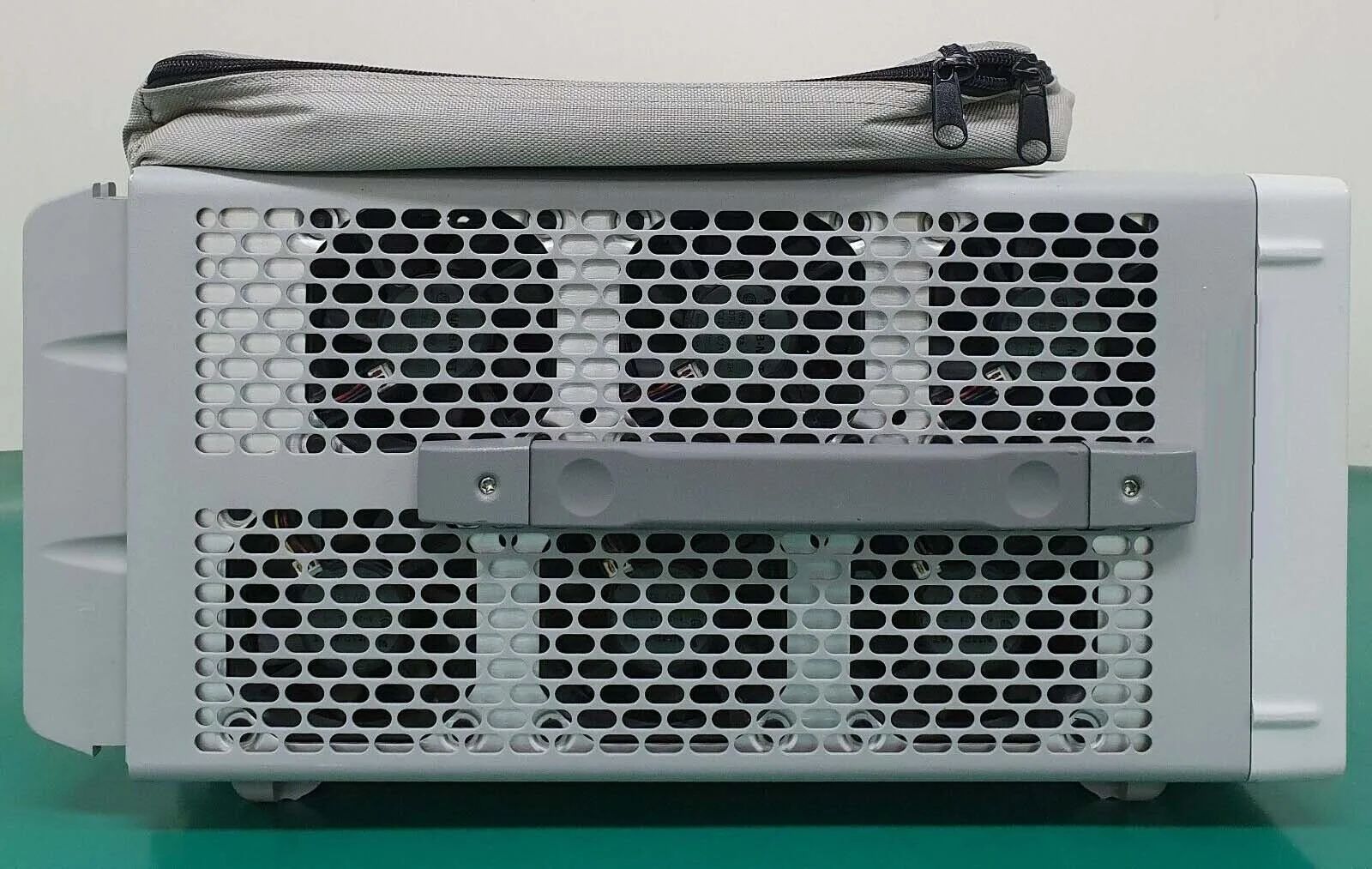 Agilent Infiniium DSO81304B oscilloscope