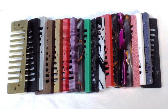 Blue Moon Custom Manji Combs