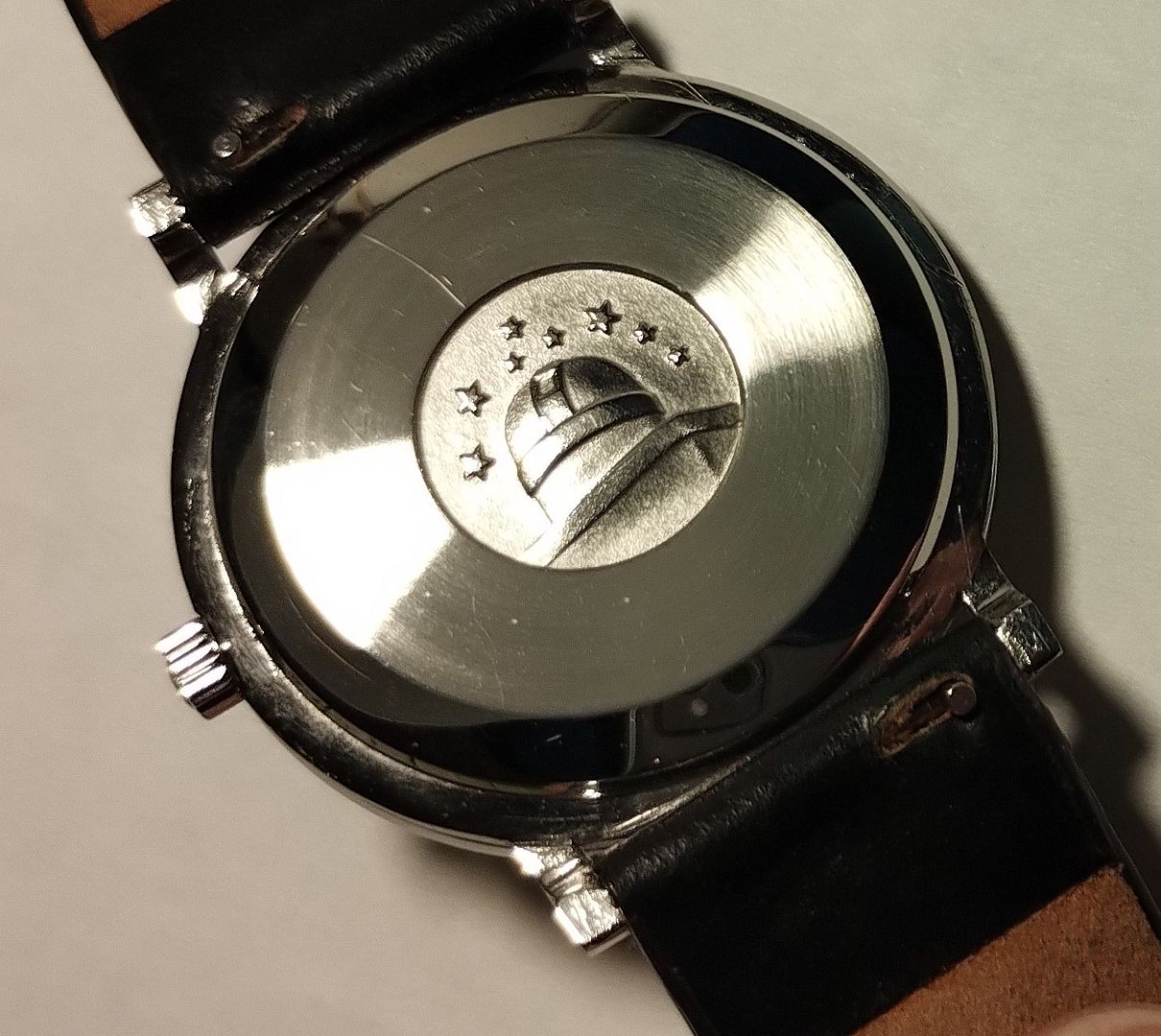 Omega Constellation chronometre automatique 157.0001 - cadran tapisserie bleu B9f74260-05a5-4565-80f9-02bb8e2f7d33