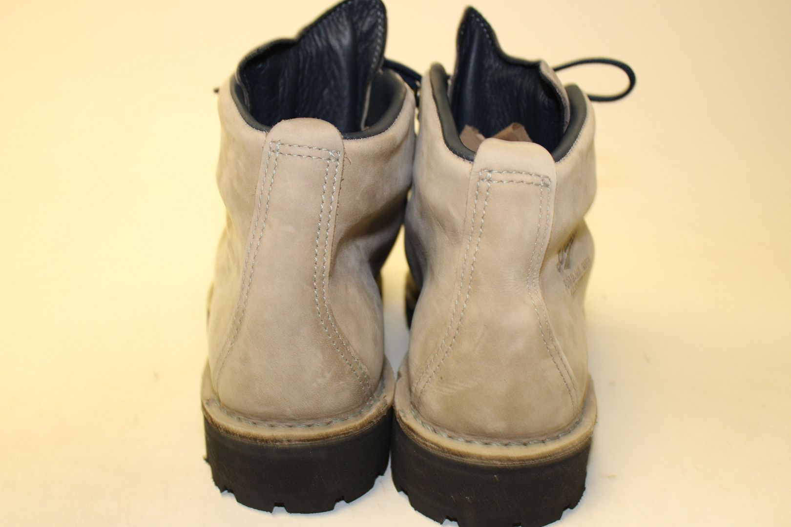 9-18 (834)