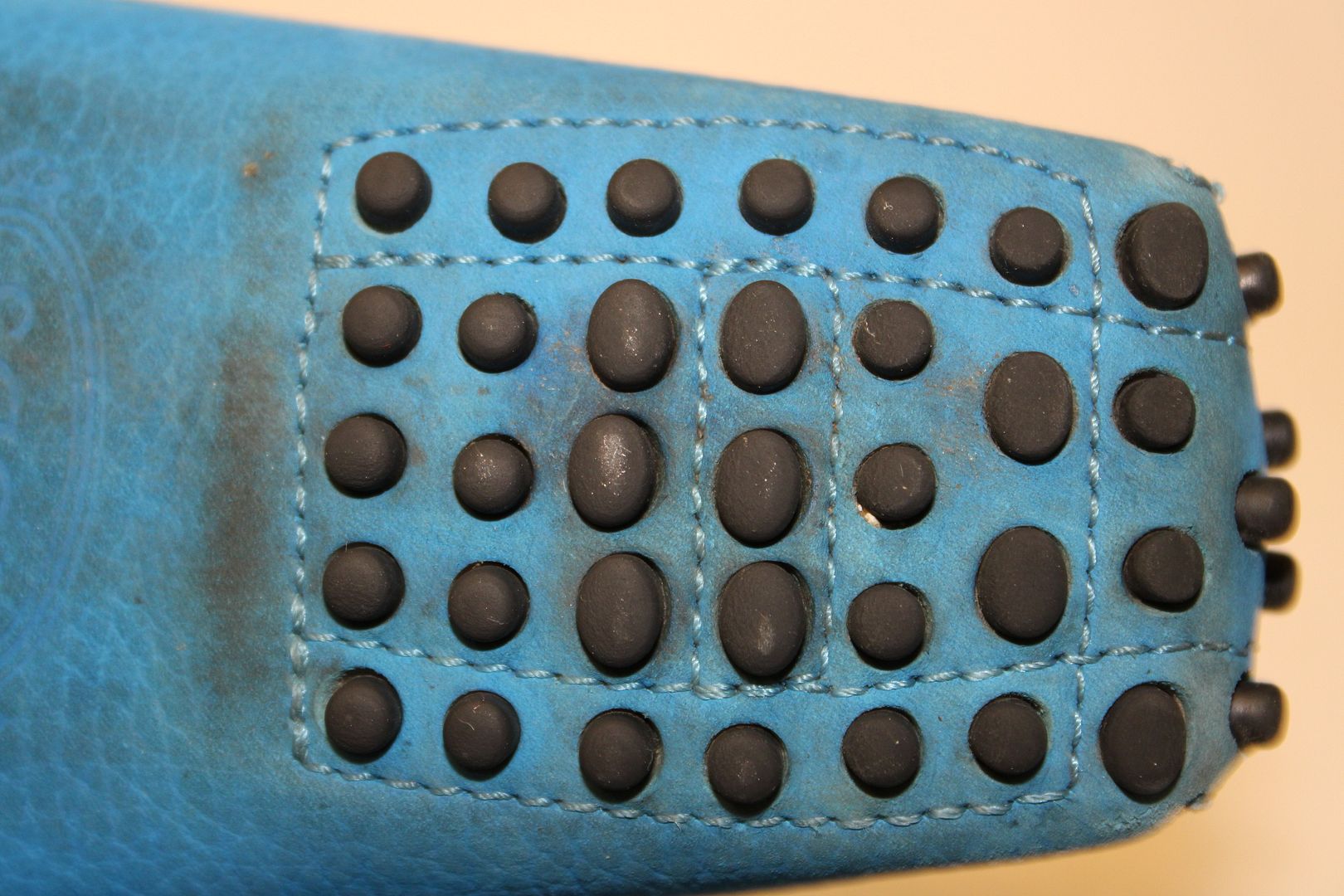 10-12 (743)
