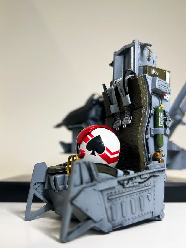 1/12 F-16A - Fighting Falcon - Cockpit