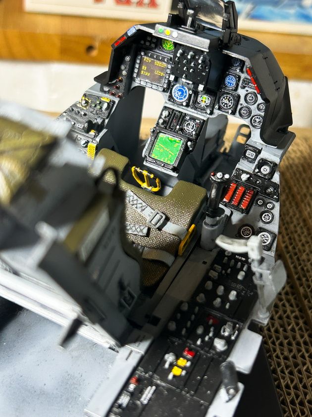 1/12 F-16A - Fighting Falcon - Cockpit