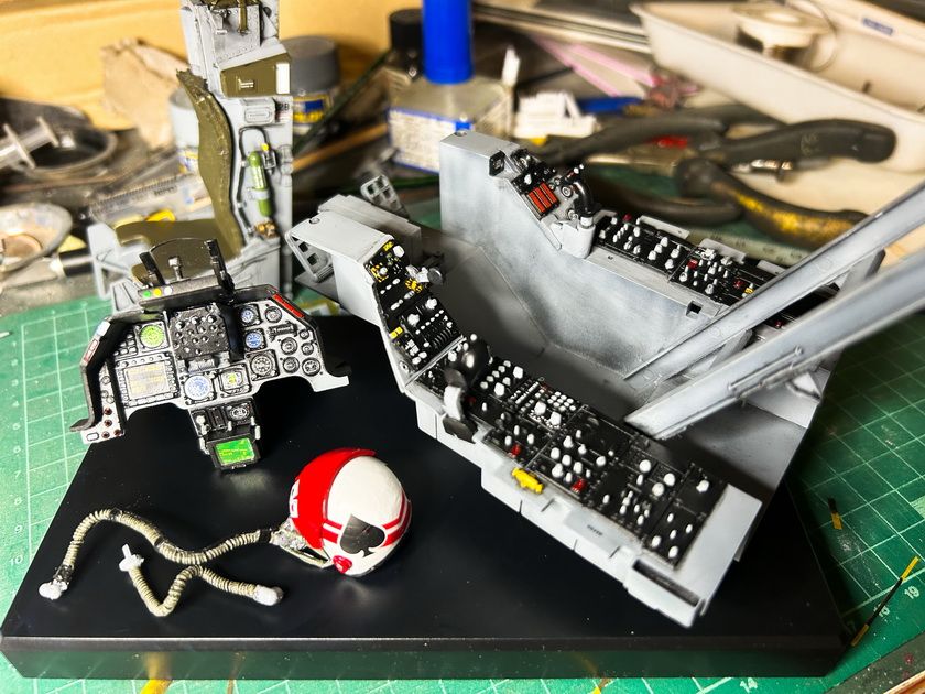 1/12 F-16A - Fighting Falcon - Cockpit