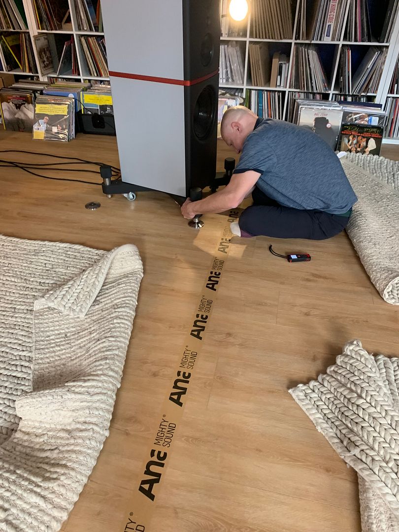 [Image: e5a928f3-68b1-4420-8bf3-aa90cf39f480.jpeg]