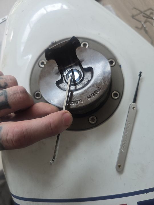 ab4a8990-2ae6-4842-b02b-49892752adff