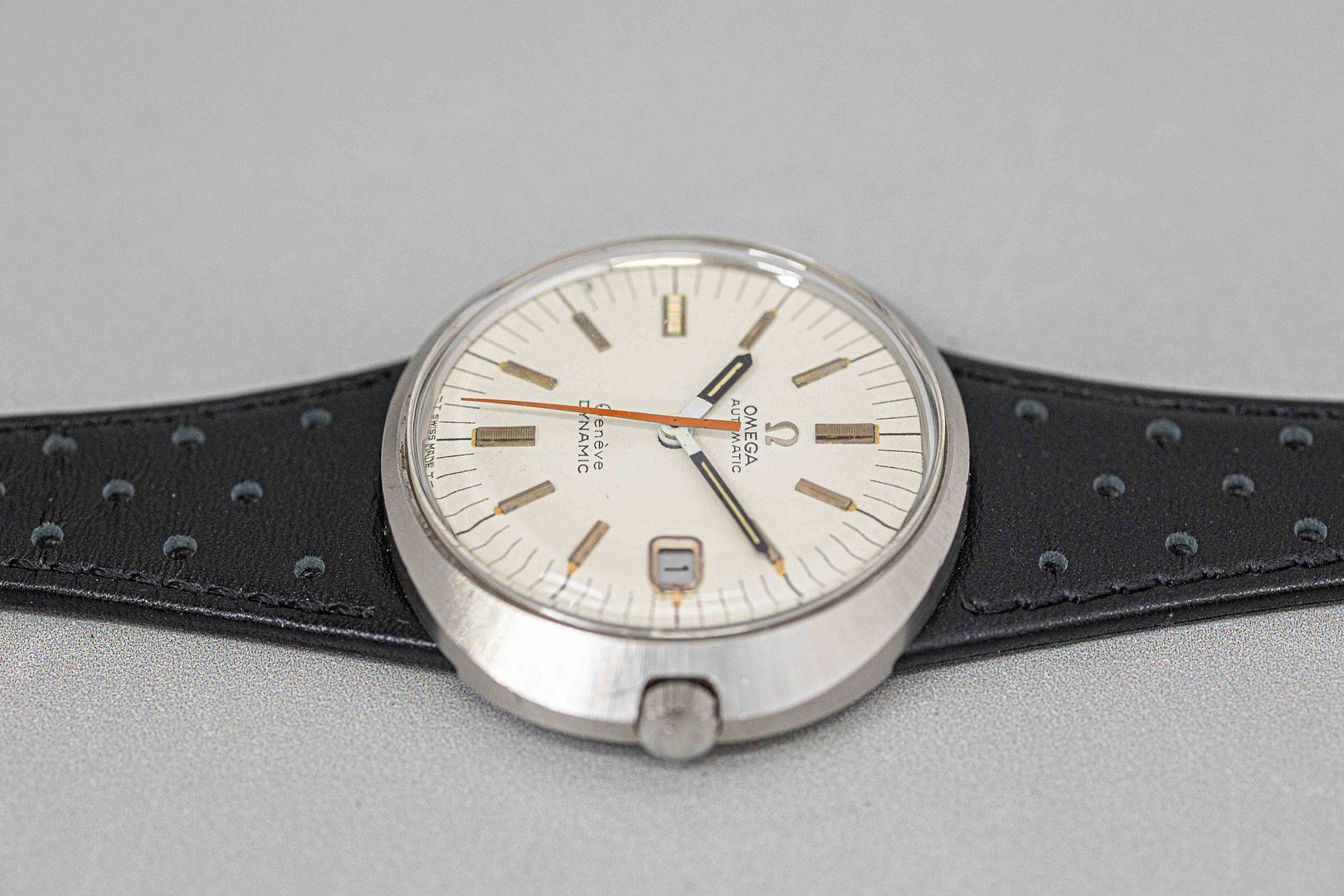 Exc+5* Vintage OMEGA Geneve Dynamic TOOL.107 Automatic White