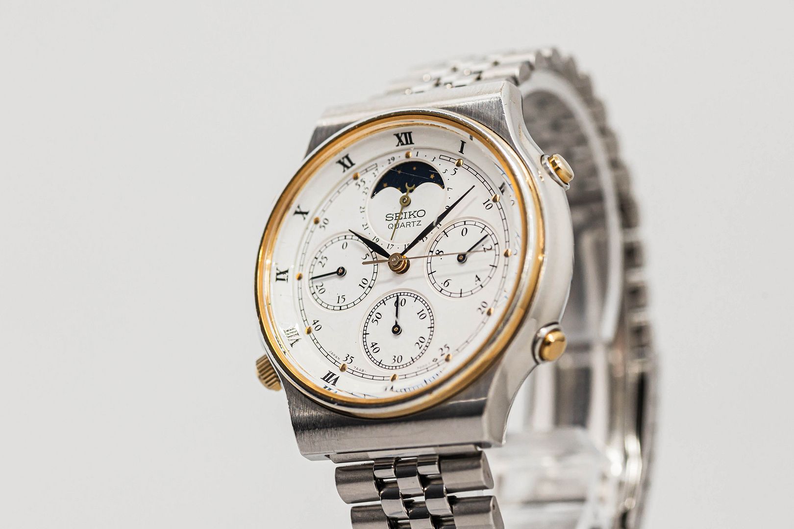 Working ! Need Repair* SEIKO 7A48-7000 Moon Phase Quartz