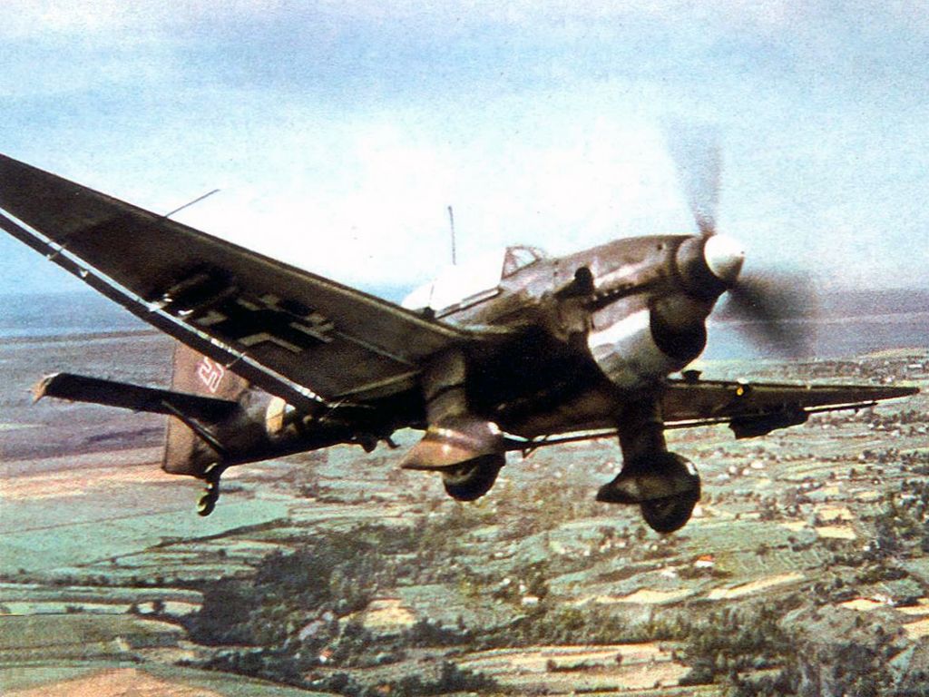Junkers Ju87 B-2 Stuka 1942